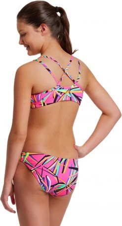 Grosses soldes 🎁 Funkita Criss Cross Two Piece Bikini ✨ Girls, Multicolore ⌛ -Maillots de bain Soldes funkita criss cross two piece bikini girls blade stunner 3