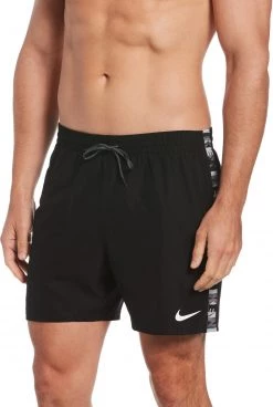 Bon marché 💯 Nike Swim Logo Tape 5" Volley Shorts Men, blanc 🎁